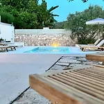 וילה Dolce Terra סטארי גראד